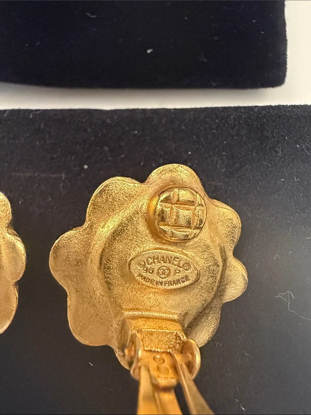CHANEL clip earrings